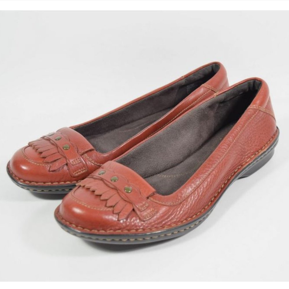 Clarks Bendables Orange Red Leather Tassel Fringe Moccasin Loafers Sz 7B